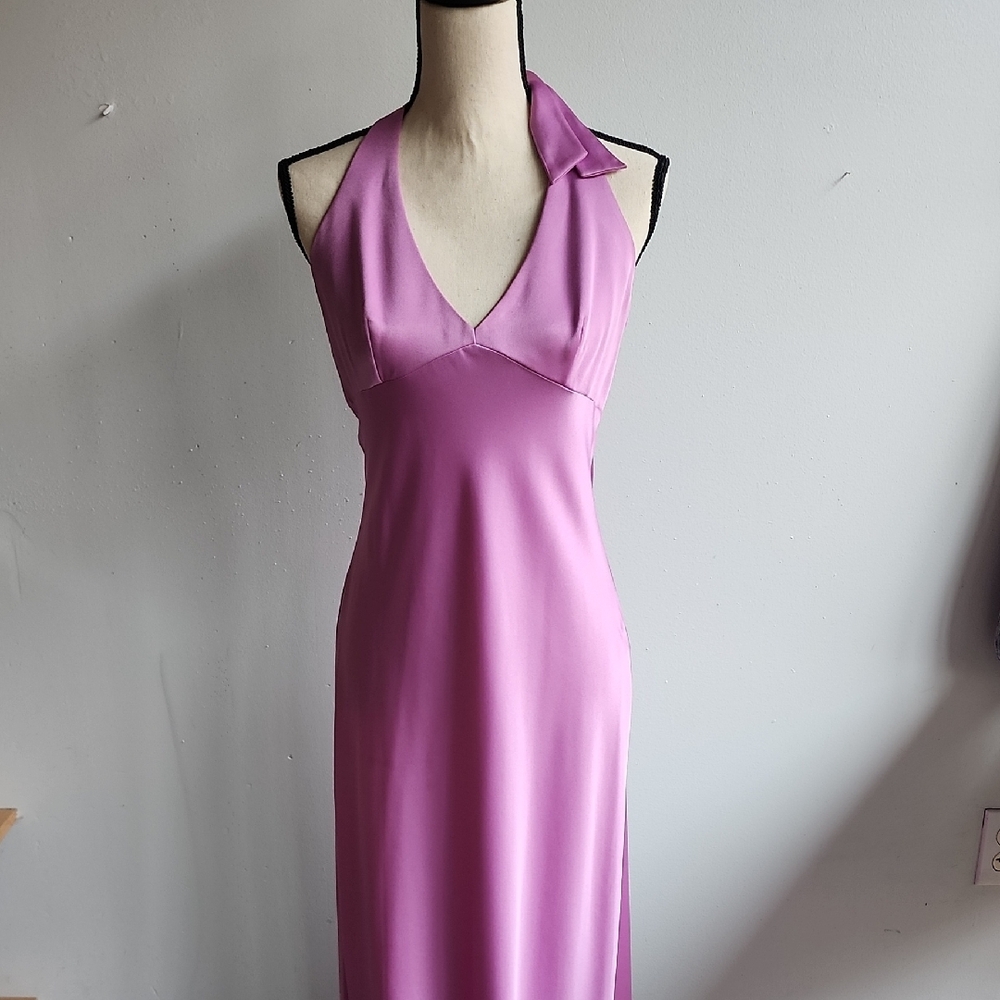 Elegant Lavender Halter Neck Dress